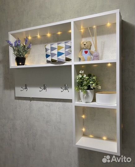 Вешалка настенная в прихожую