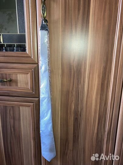 Галстук новый