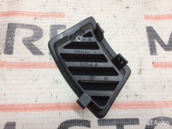 Решетка вентиляционная правая Bmw