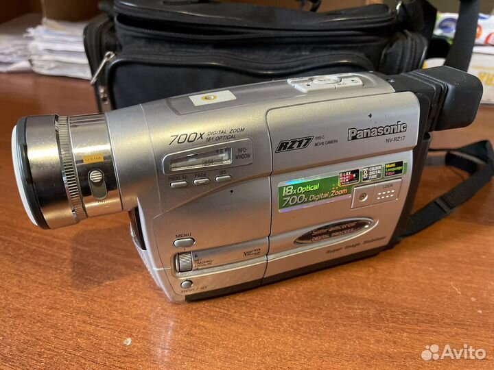 Видеокамера panasonicNV-RZ17