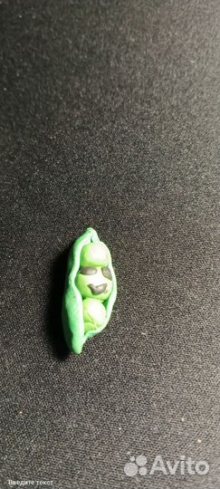 Горошек с горошком из пластилина