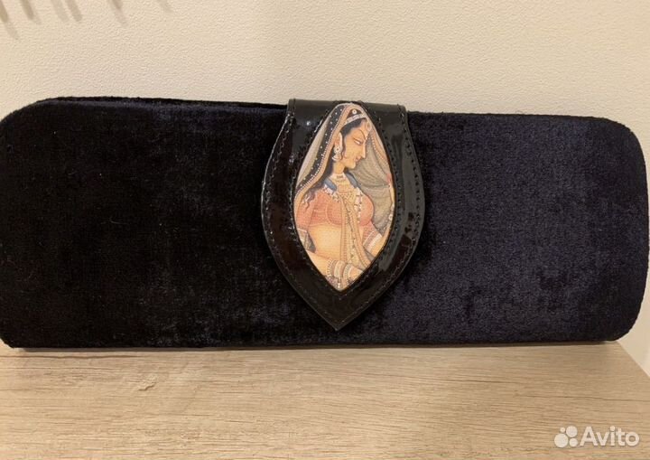 Винтажный бархатный клатч
