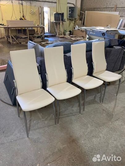 Перетяжка ремонт обшивка реставрация мягкой мебели