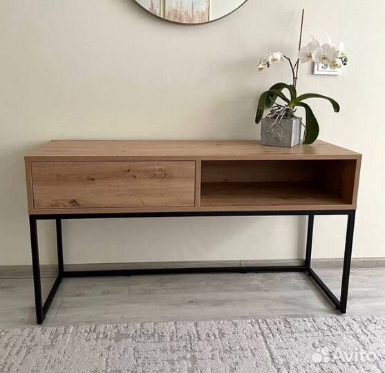 Консоль с ящиком