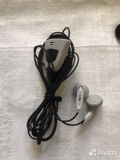 Наушники Nokia