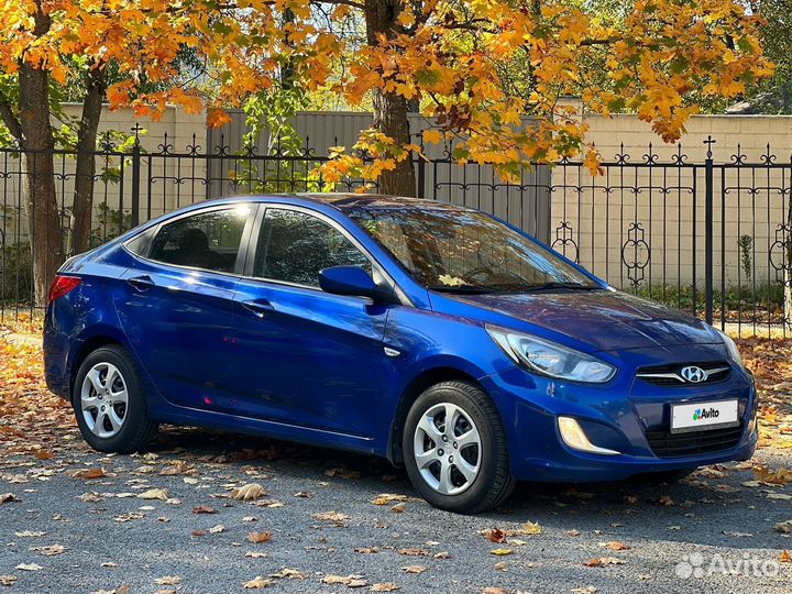 Hyundai Solaris 1.4 AT, 2012, 95 000 км