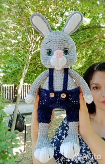 Заяц вязаный 47 см большой /Игрушка мягкая