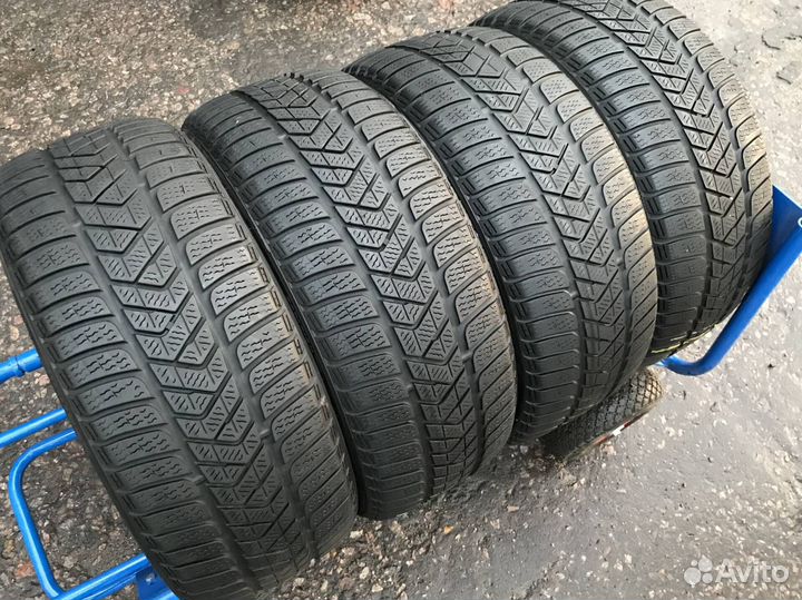 Pirelli Scorpion Winter 285/40 R21