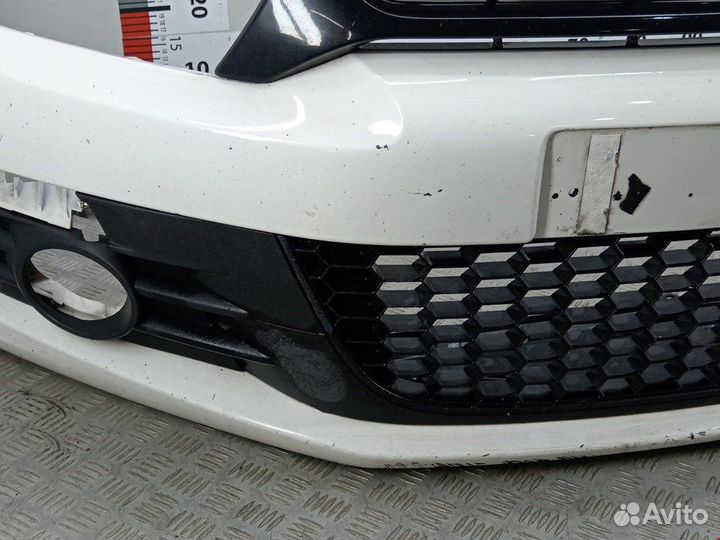 Бампер передний для Volkswagen Scirocco 3