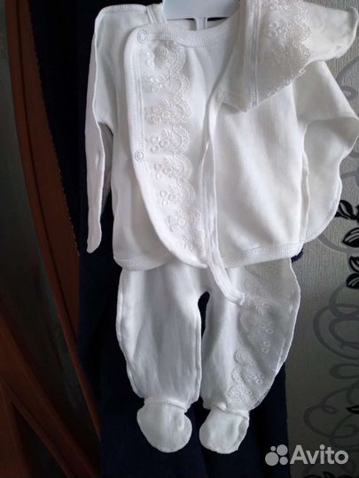 Конверт на выписку для девочки и костюмчик