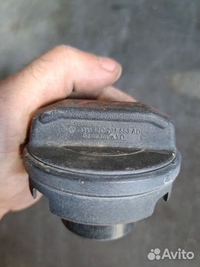 Крышка бензобака Audi A6 C6