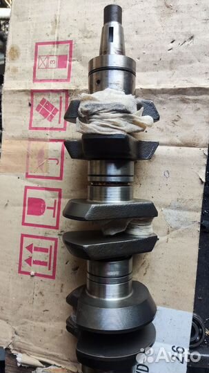 Коленвал лодочного мотора Mercury 60