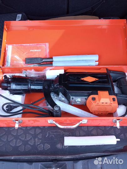 Прокат инструмента (мотобур, штроборез, пылесос