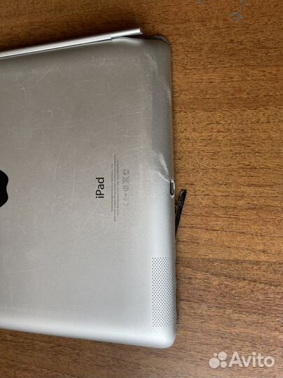 iPad (4-го поколения, Wi-Fi + Cellular