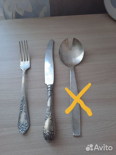 Ложки чайные, вилка, нож мельхиор