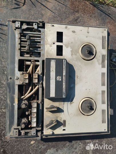 Катушечный магнитофон комета 212-1стерео