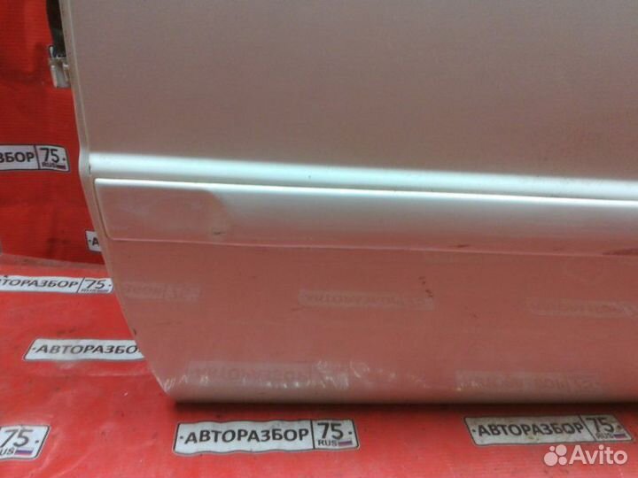 Дверь боковая задняя левая Toyota Corolla EE111