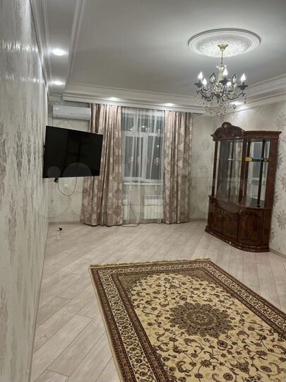 3-к. квартира, 140 м², 1/2 эт.