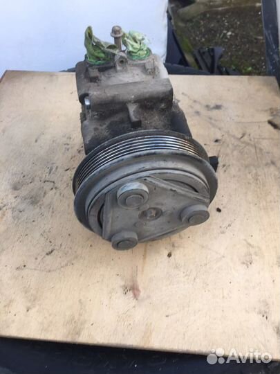 Компрессор кондиционера на Форд Фокус-1