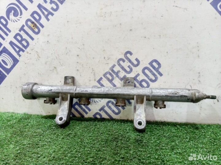 Топливная рампа Hyundai Getz хэтчбек 1.3 G4EA 2004