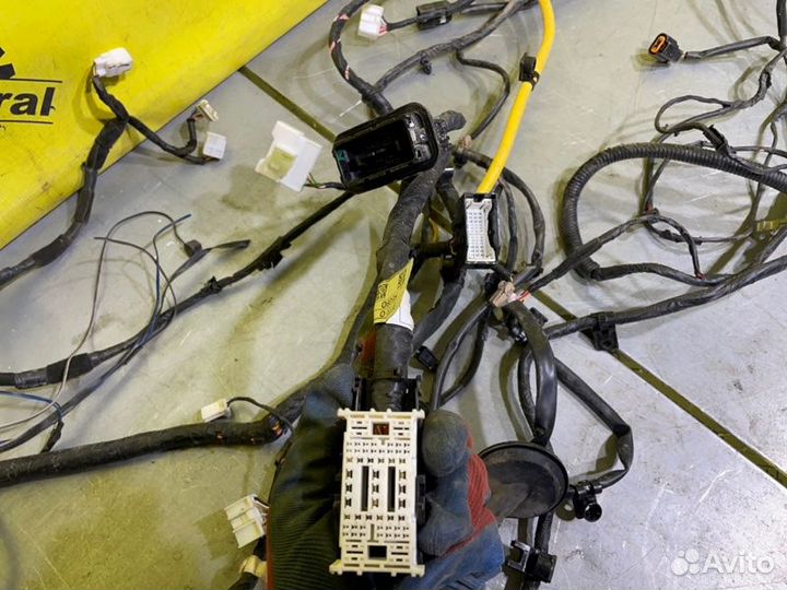 Проводка (коса) салона Hyundai Solaris 2 седан 1.6