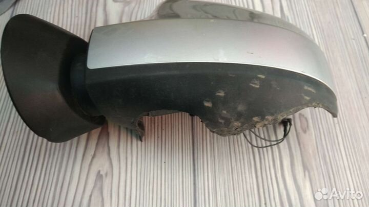 Привод зеркала левого duster