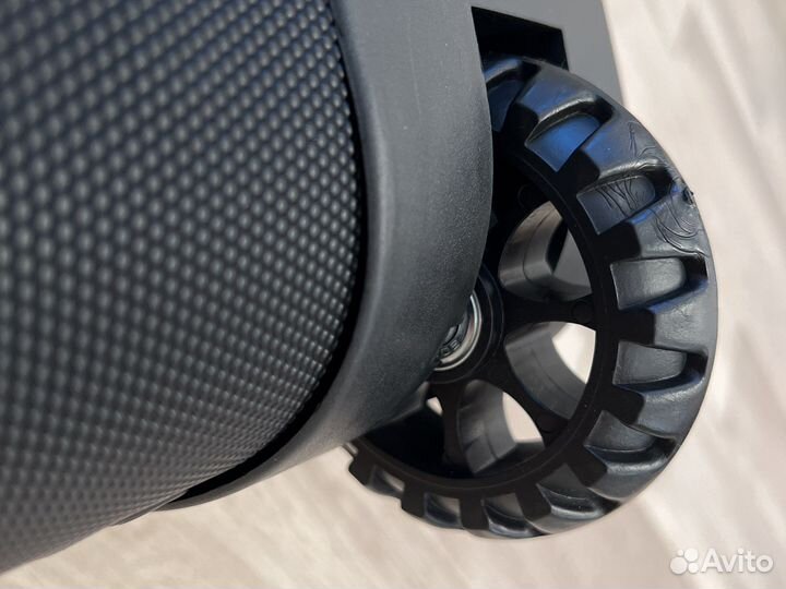 Детская хоккейная сумка на колесах Prime JR 30”