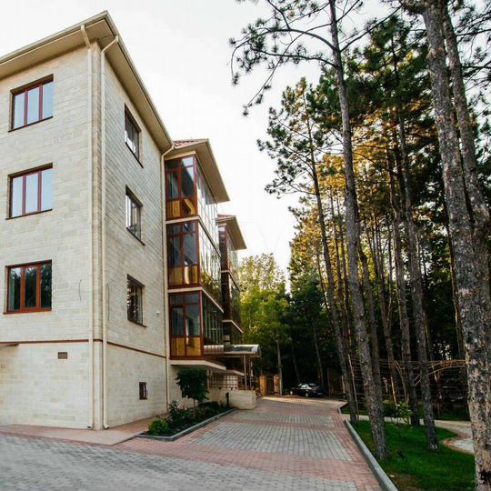 2-к. квартира, 74 м², 2/3 эт.