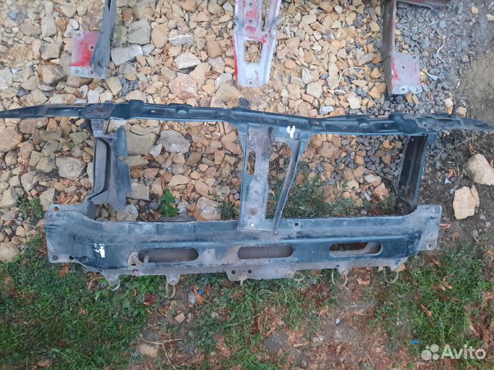 Панель передняя (телевизор) ауди 80 б3,б4