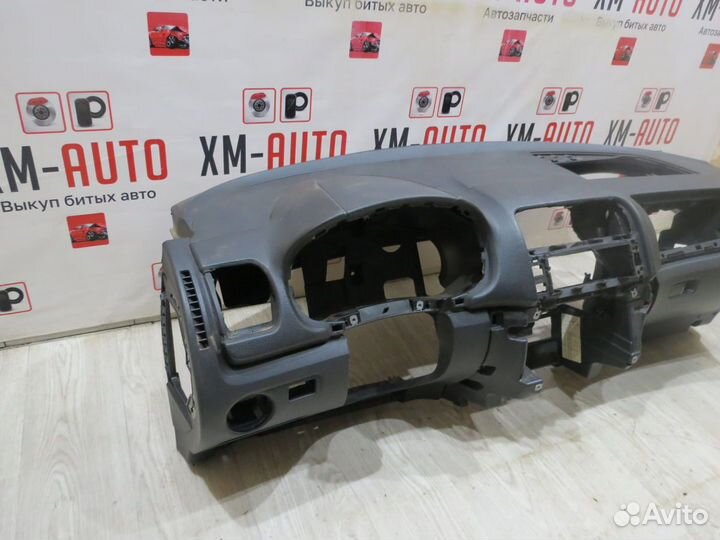 Торпедо Skoda Fabia