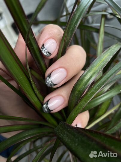 Маникюр с покрытием гель-лаком