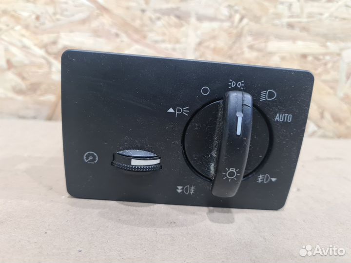 Блок света Ford Kuga 1