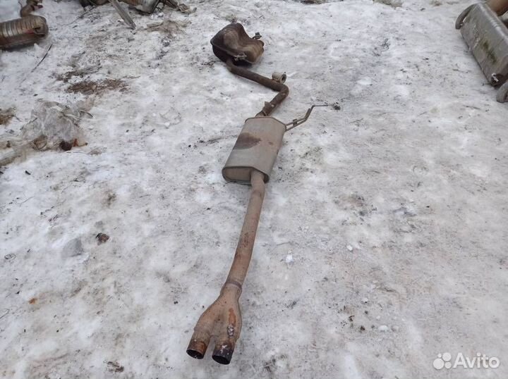 Задняя часть глушителя