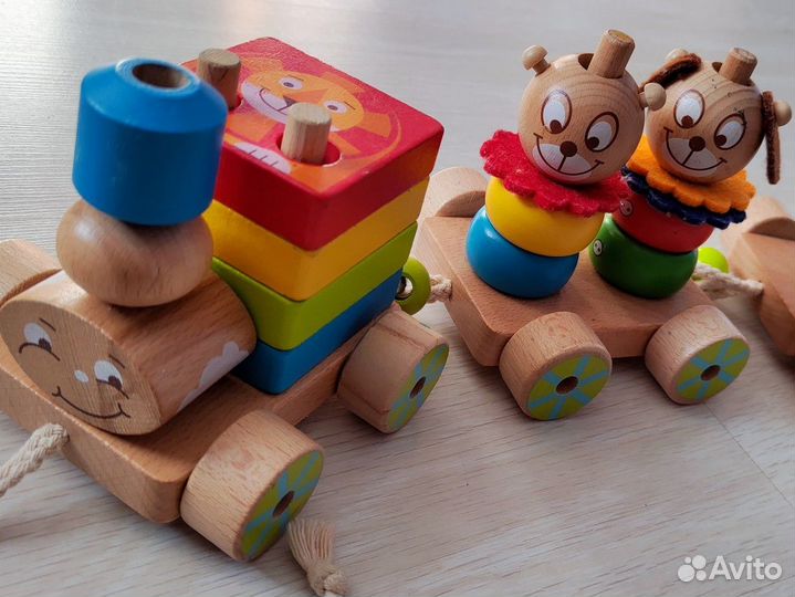 Деревянный паровозик