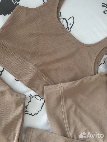 Спортивный костюм