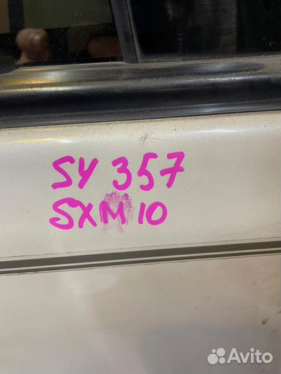 Тайота gaia Дверь задний правой