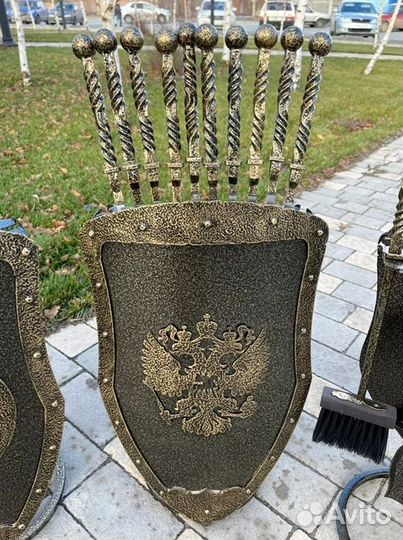 Подставка под шампуры Щит подарочный