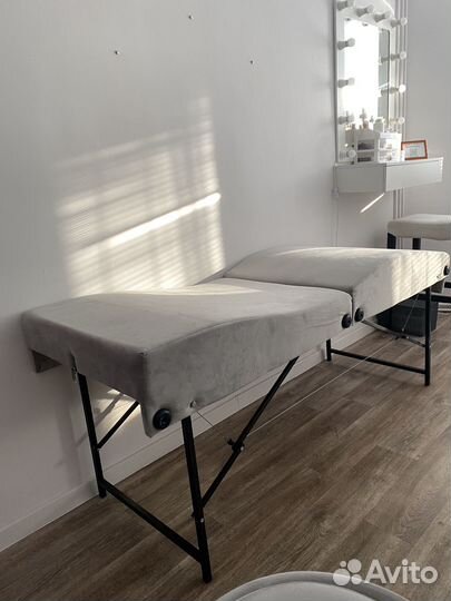 Косметологическая кушетка