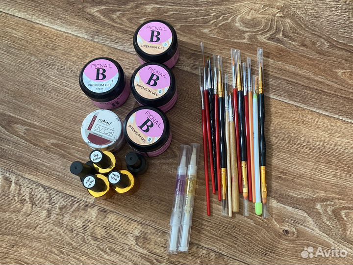 Материалы для маникюра