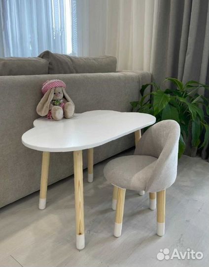Детский стол и стул