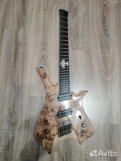 Headless гитара