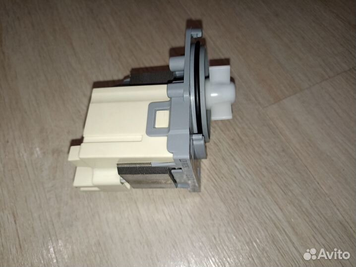 Помпа для посудомоечной машины Electrolux