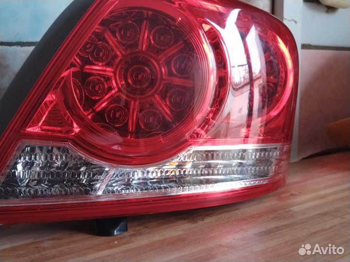 Фара toyota allion 260