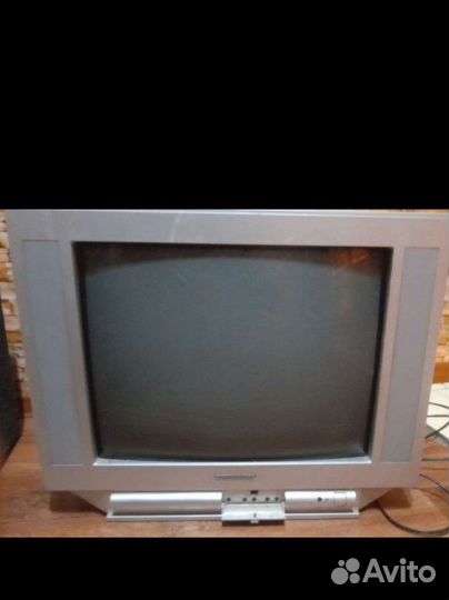 Телевизор плоский