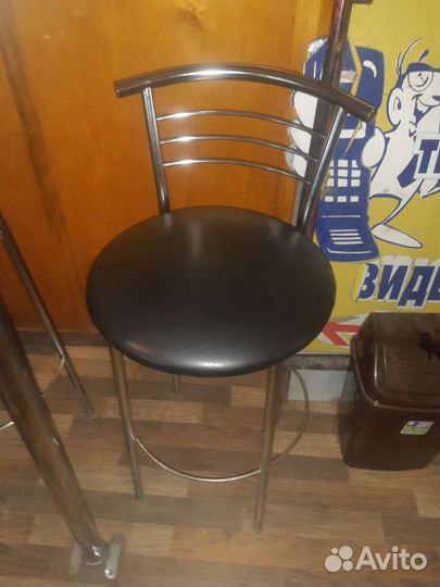 Стул барный