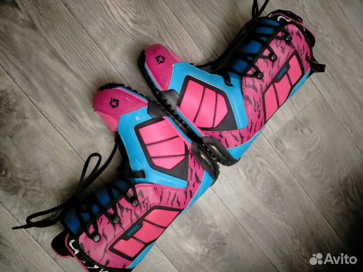 Сноубордические ботинки женские розовые 39 размер