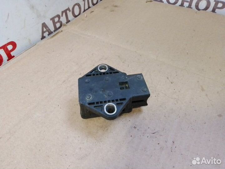 Датчик ускорения Nissan Note E11 2008