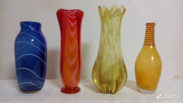 Вазы Неман, Красный май, сульфидное цветное стекло