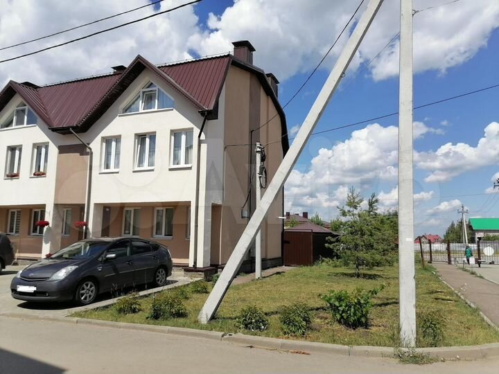 Дом 190 м² на участке 2 сот.