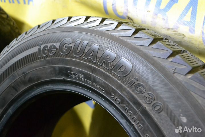 Yokohama Ice Guard IG30 215/65 R16